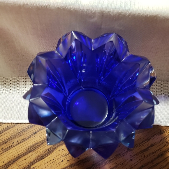 Cobalt Blue Vase - Picture 6 of 8